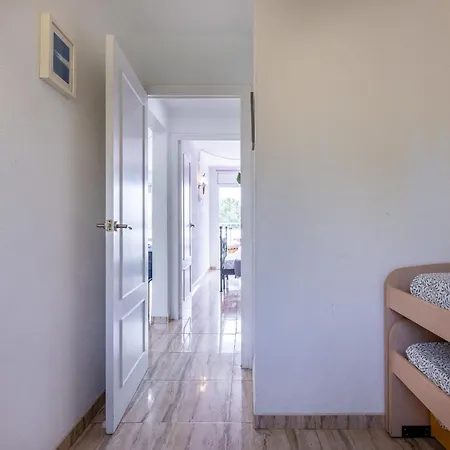 Apartment Unik Vacation Llevantina *